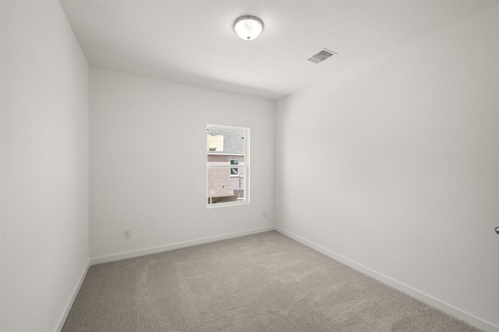 5704 Lakeview Drive. Watauga, TX 76148