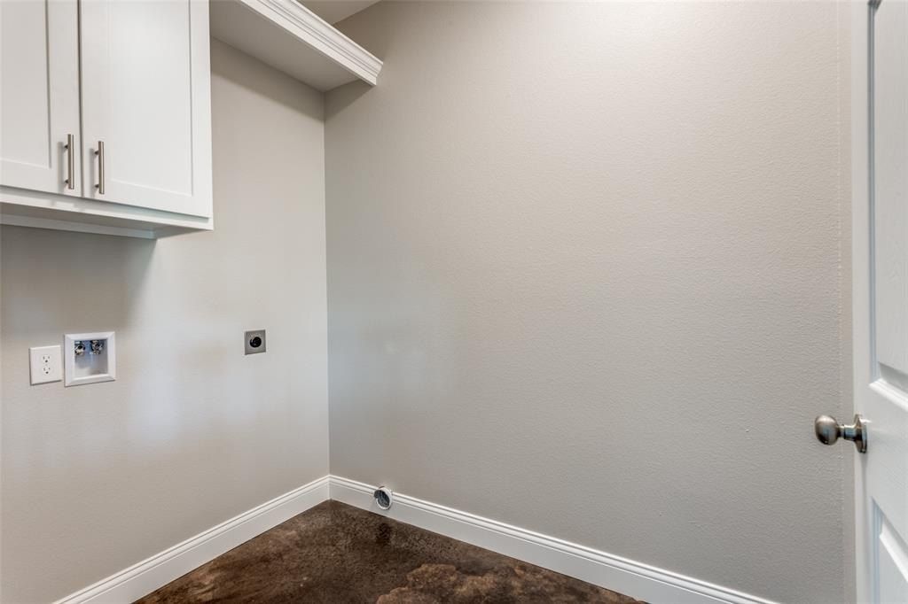 2909 Blue Heron Circle. Mount Pleasant, TX 75455