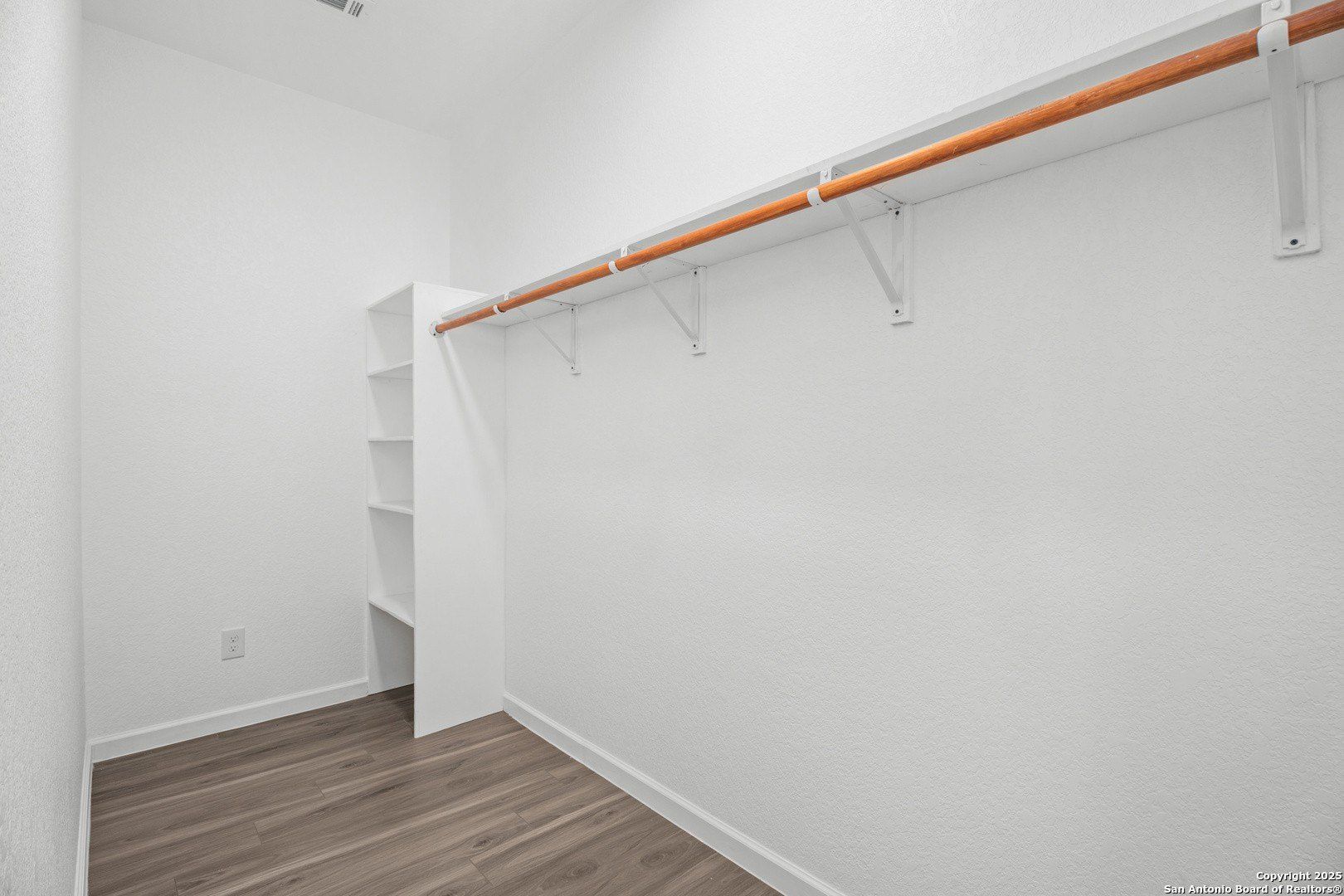 1734 Blueridge Dr. Canyon Lake, TX 78133