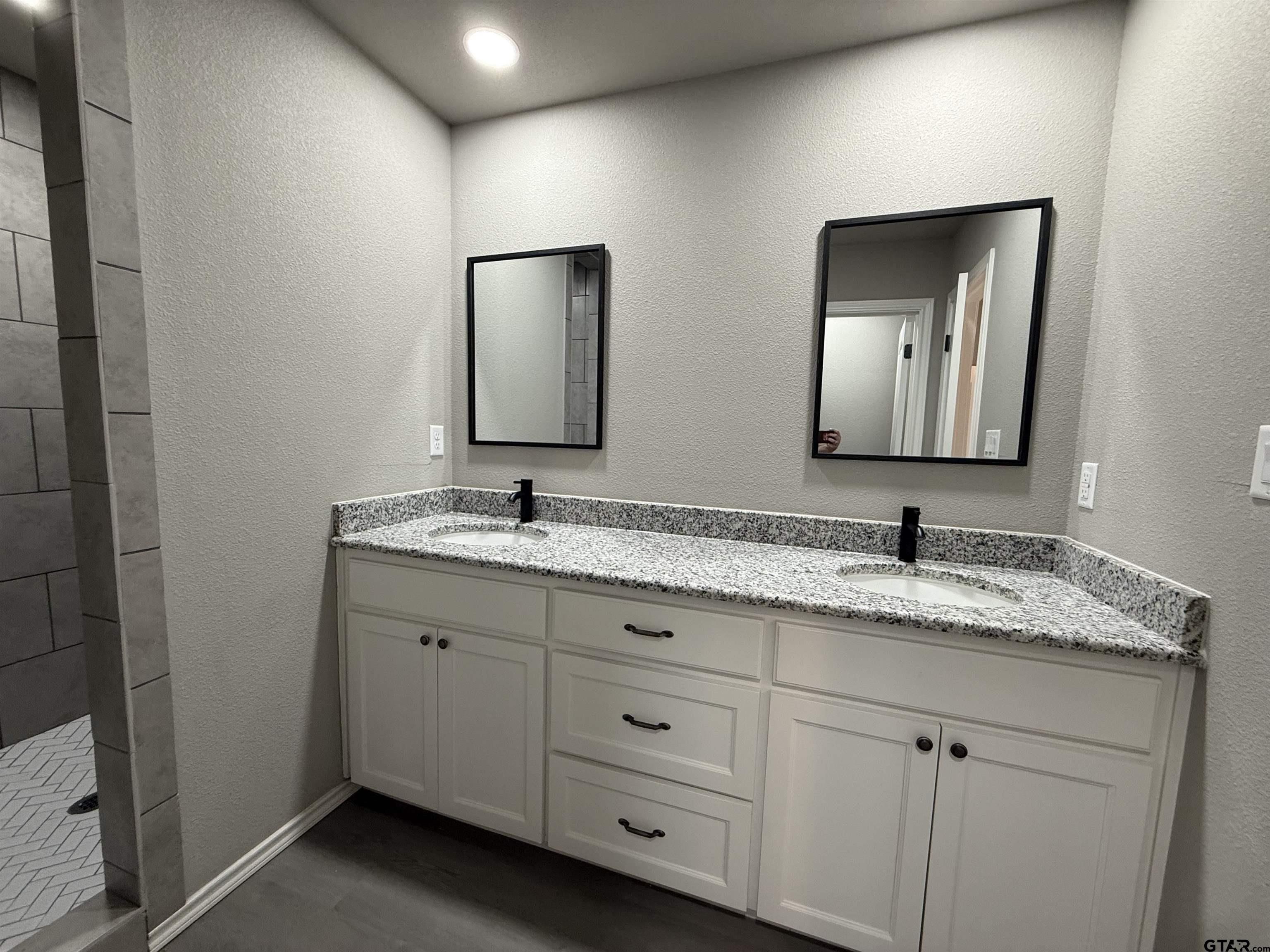 357 Pr 6292. Mineola, TX 75773