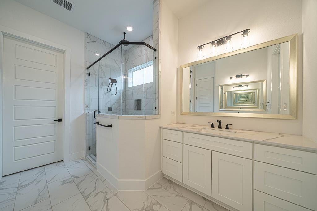 2053 Toscano Way. Kerrville, TX 78028