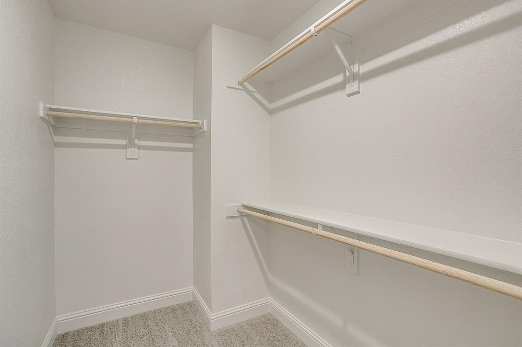 6916 Yellow Hammer Way. Arlington, TX 76001