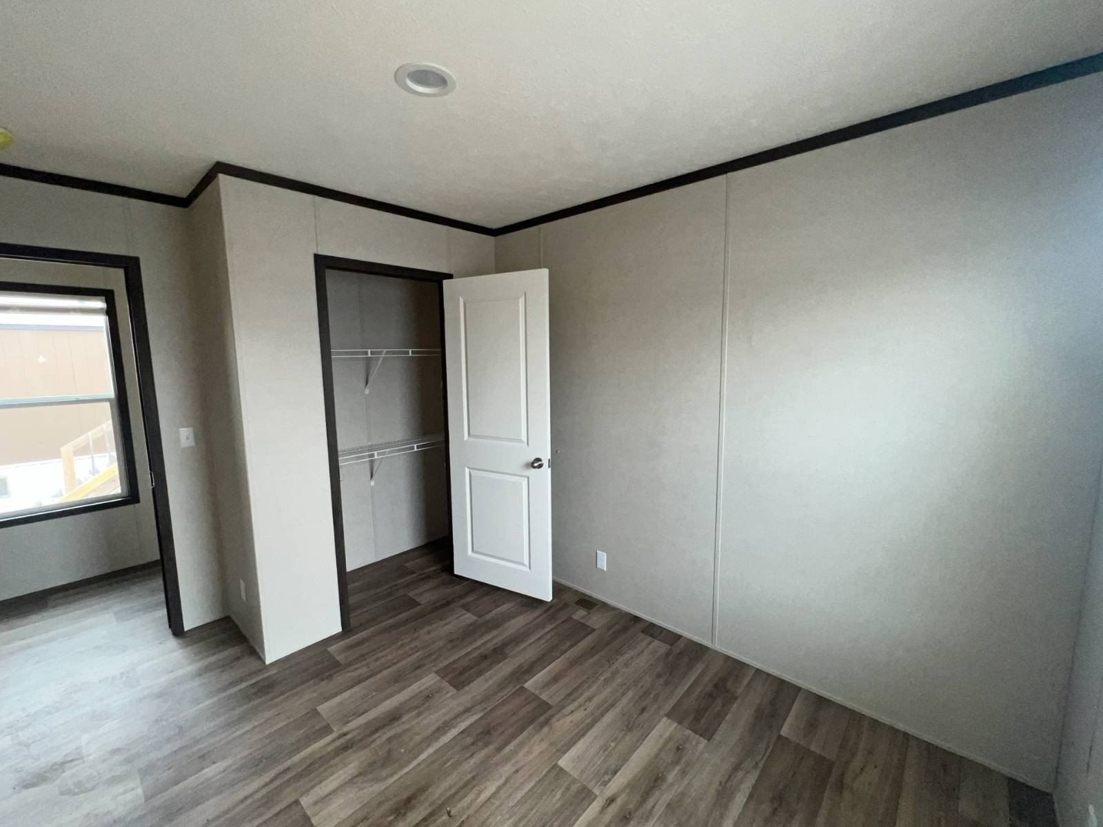 435 Sandy Bass Lane. Newark, TX 76071