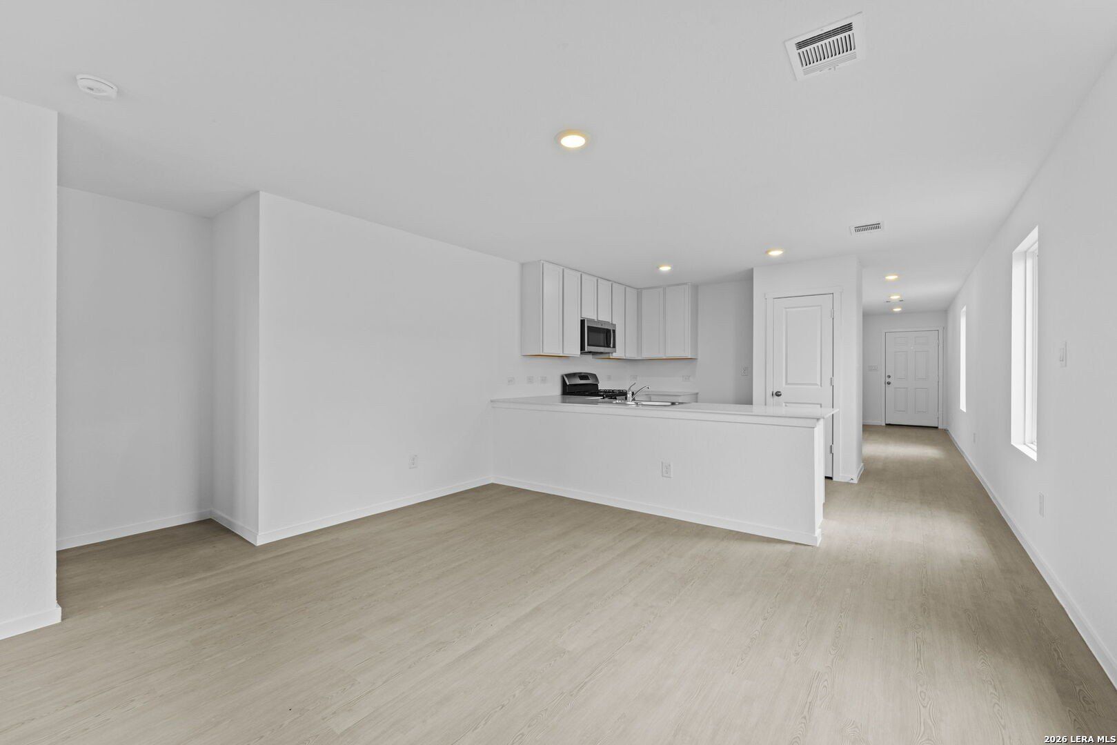 12827 Kathleen St. Saint Hedwig, TX 78152
