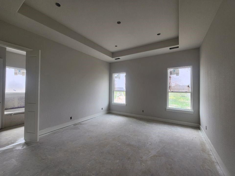 12421 Hornfels Drive. Krum, TX 76249