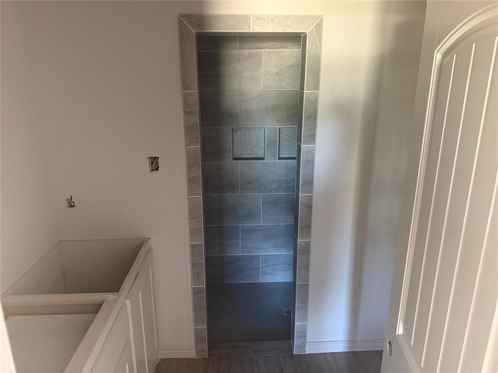 3008 Angus Court. Springtown, TX 76082