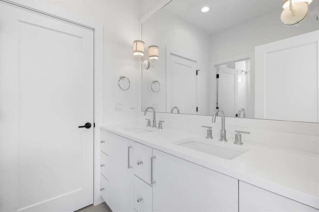4525 Hopkins Avenue. Dallas, TX 75209