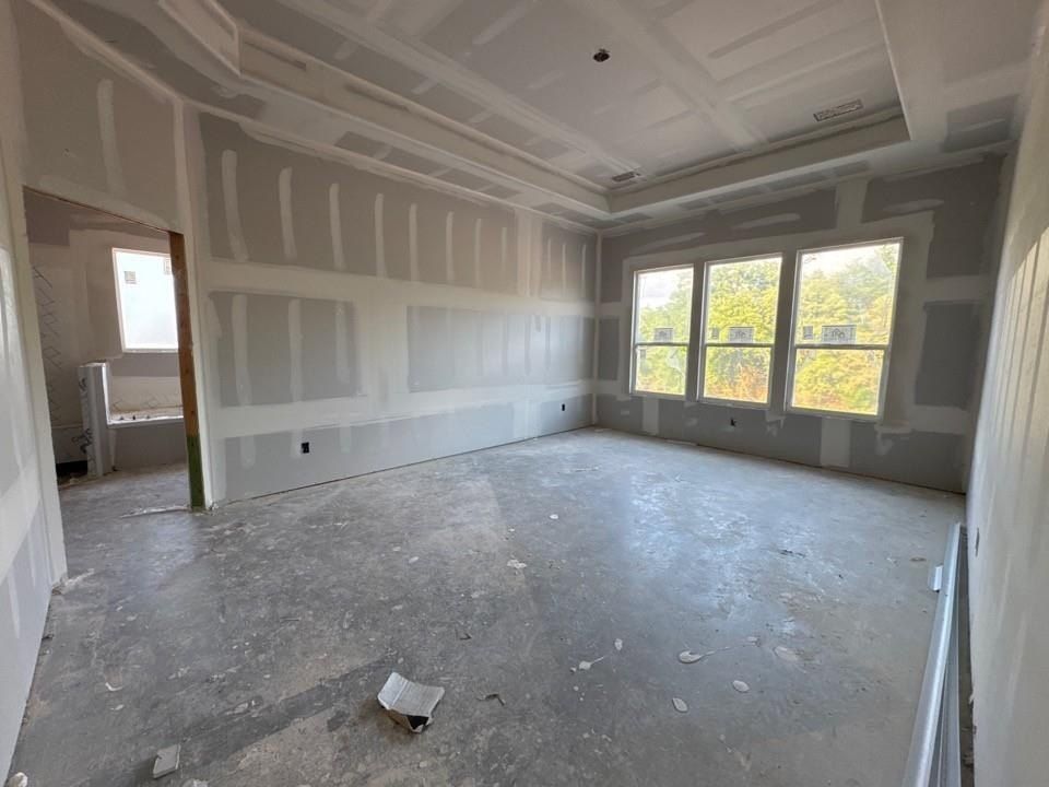 128 Oak Grove Way. Springtown, TX 76082