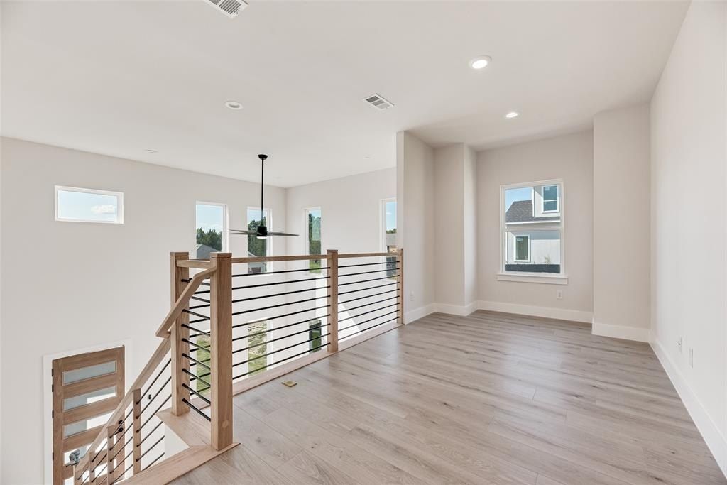 6046 Plum Dale Road. Dallas, TX 75241