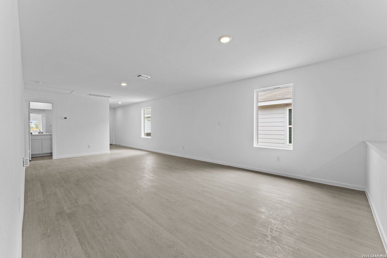 12831 Kathleen St. Saint Hedwig, TX 78152