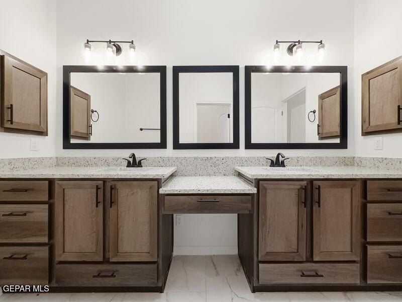 422 Masoud Court. El Paso, TX 79932