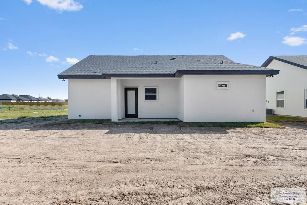 6413 N Dorcas Circle. Brownsville, TX 78521