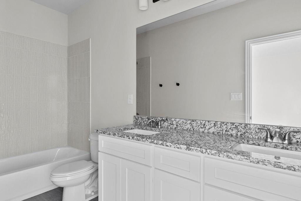 1832 E Broadway Avenue. Fort Worth, TX 76104