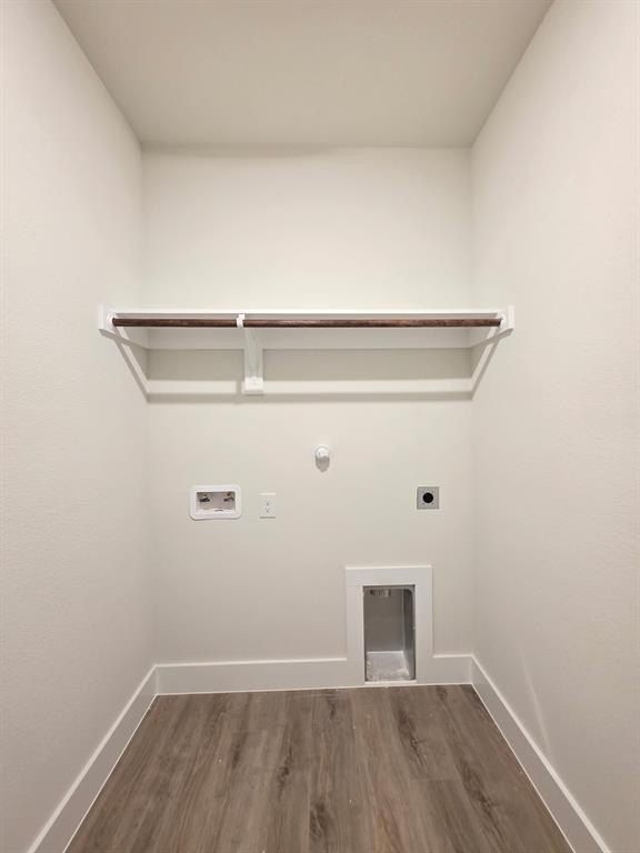 5506 Firewood Trail. Granbury, TX 76048