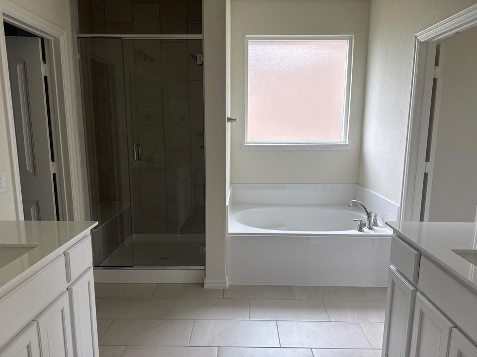 1113 Trinity Drive. Springtown, TX 76082