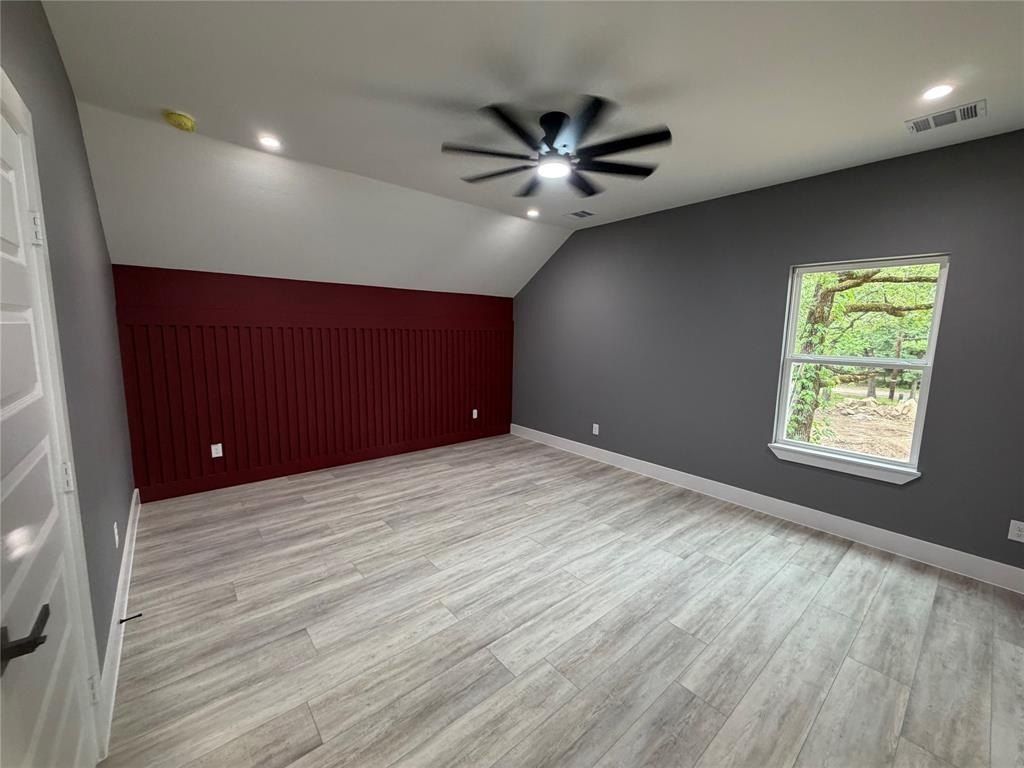 199 Seagrove Lane. Quinlan, TX 75474