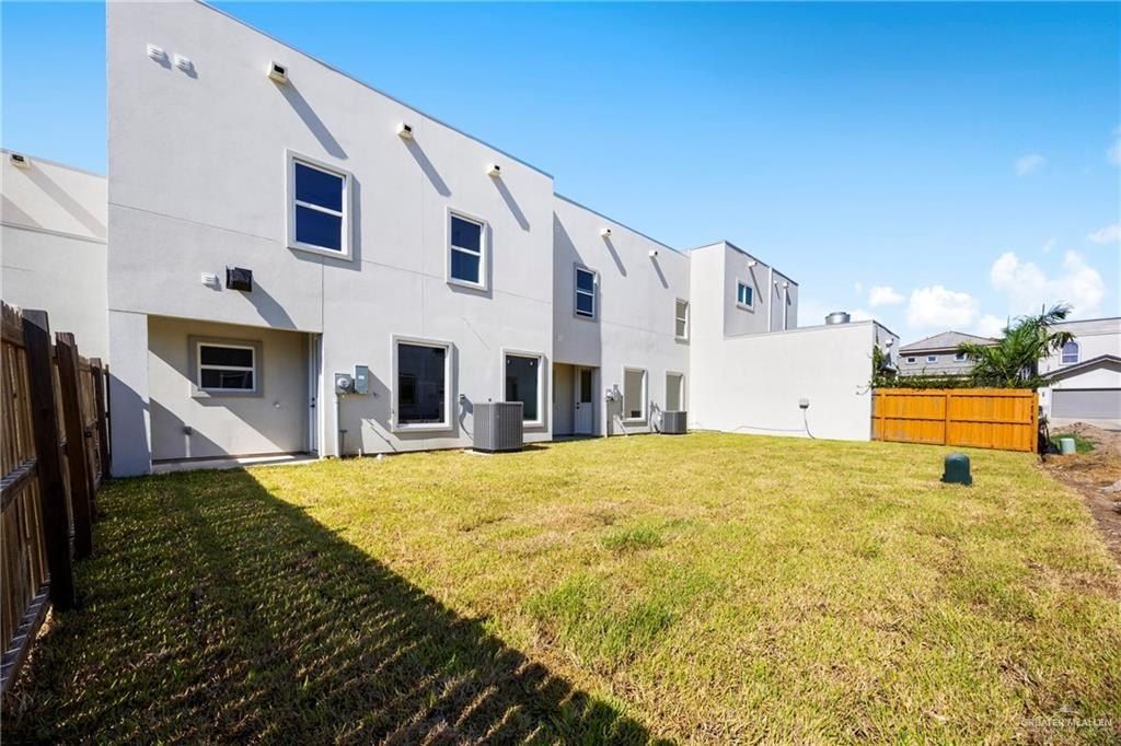 2205 Dorado Drive. Mission, TX 78573