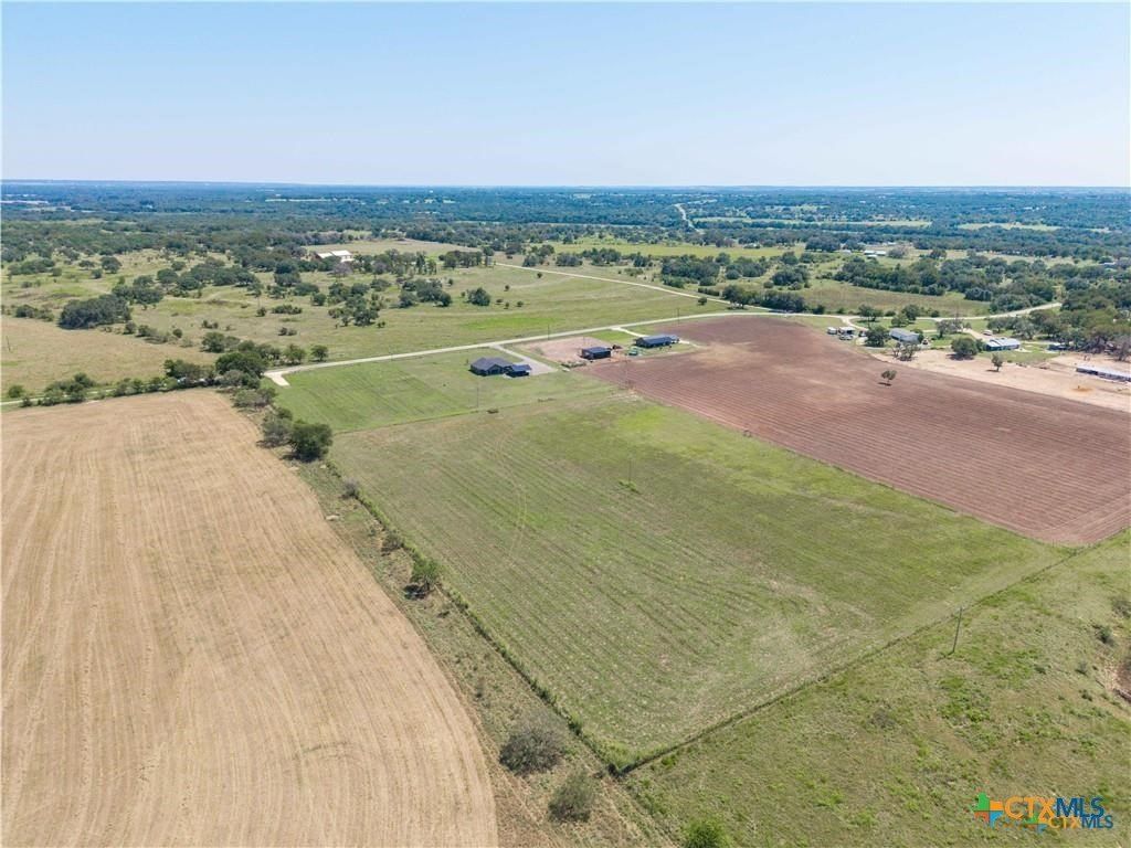 5752 County Road 1742. Gatesville, TX 76528