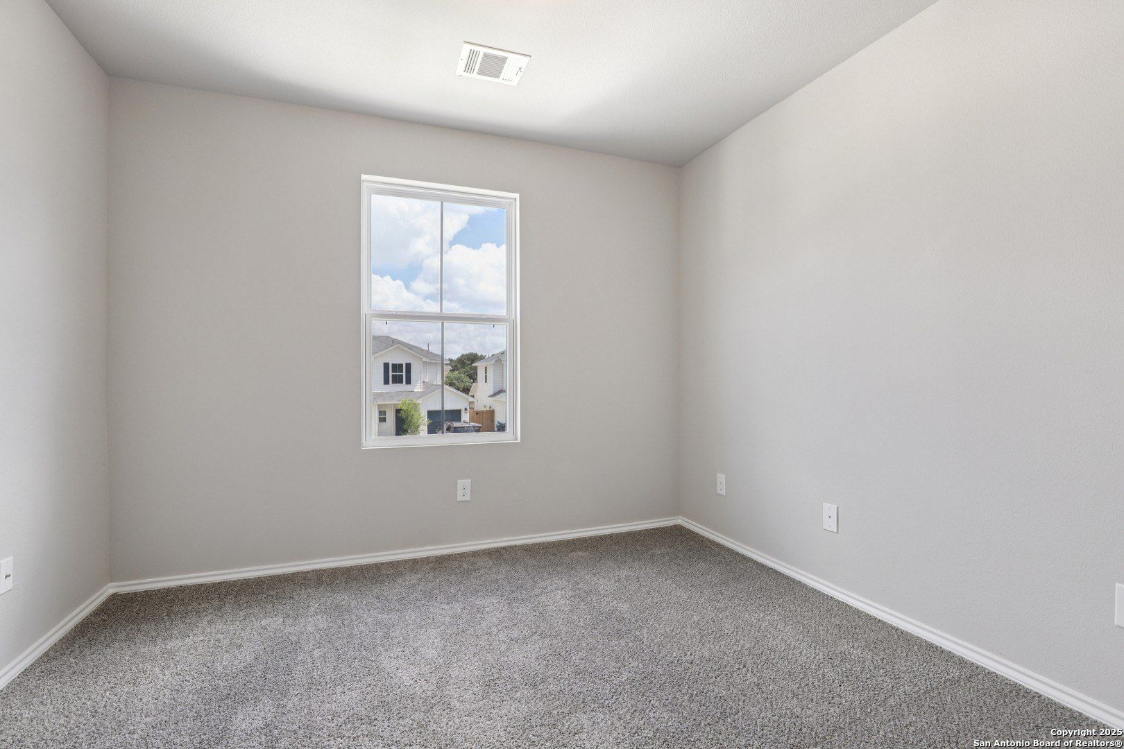 8615 Valentina Way. San Antonio, TX 78245