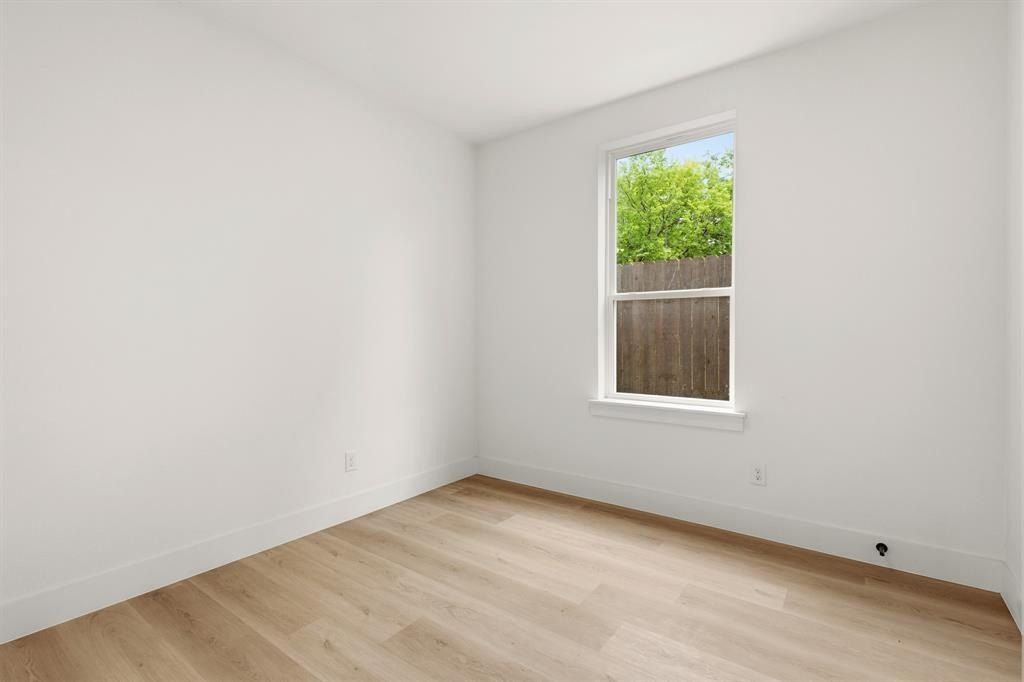 415 N Patton Avenue. Dallas, TX 75203