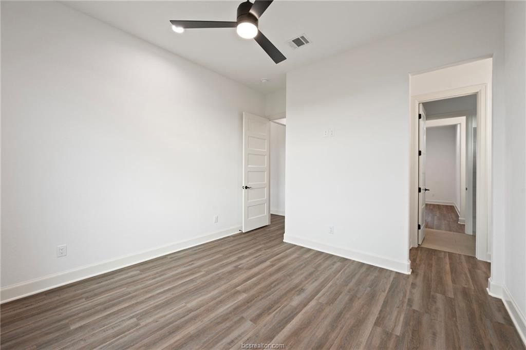 Wesson Drive. Bryan, TX 77808