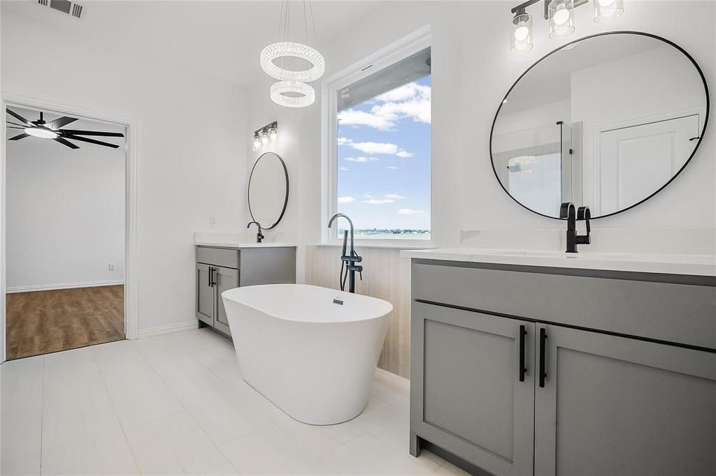 3093 Willow Road. Celeste, TX 75423