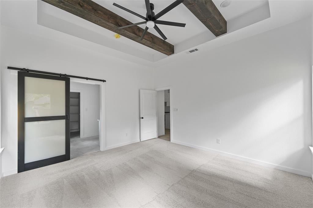 216 E Beachwood Loop. Trinidad, TX 75163