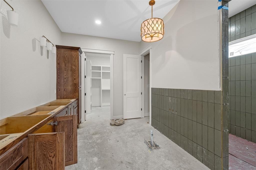 407 Lacek Mill Road. China Spring, TX 76633