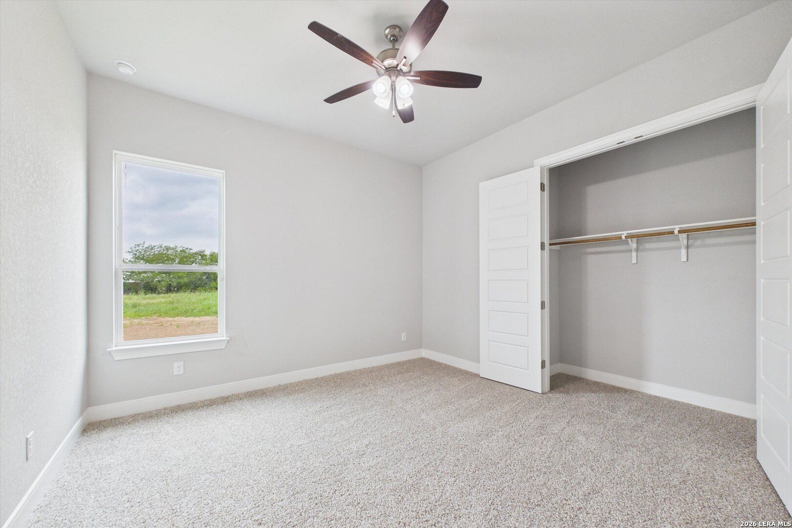 305 Venado Oaks. Castroville, TX 78009