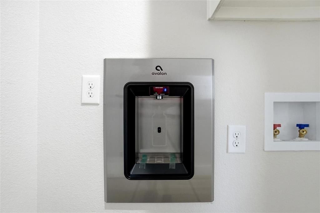 3005 Westfork Way. Springtown, TX 76082