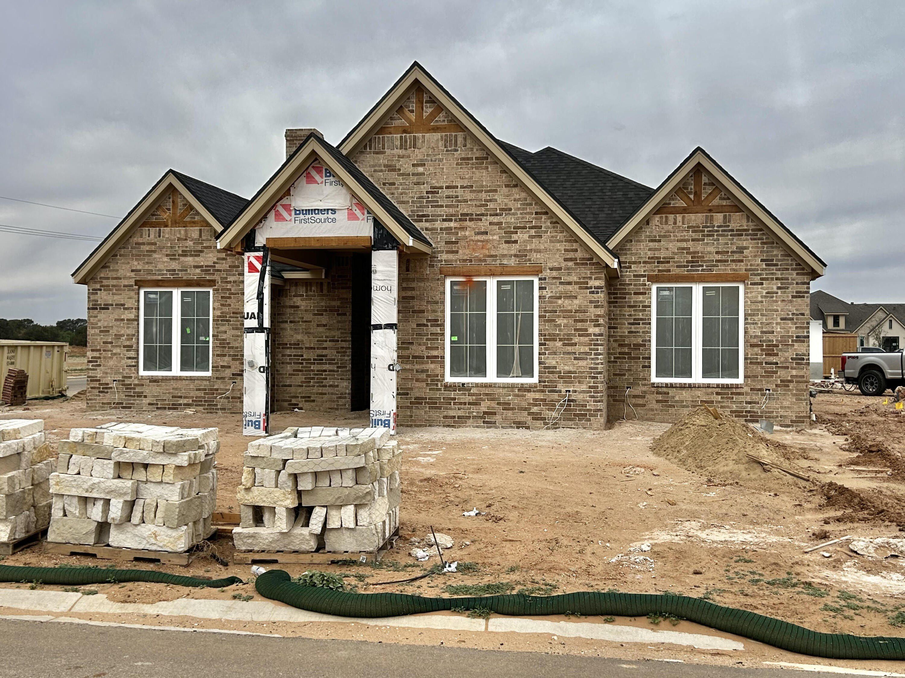 4412 Quincy Avenue. Lubbock, TX 79407