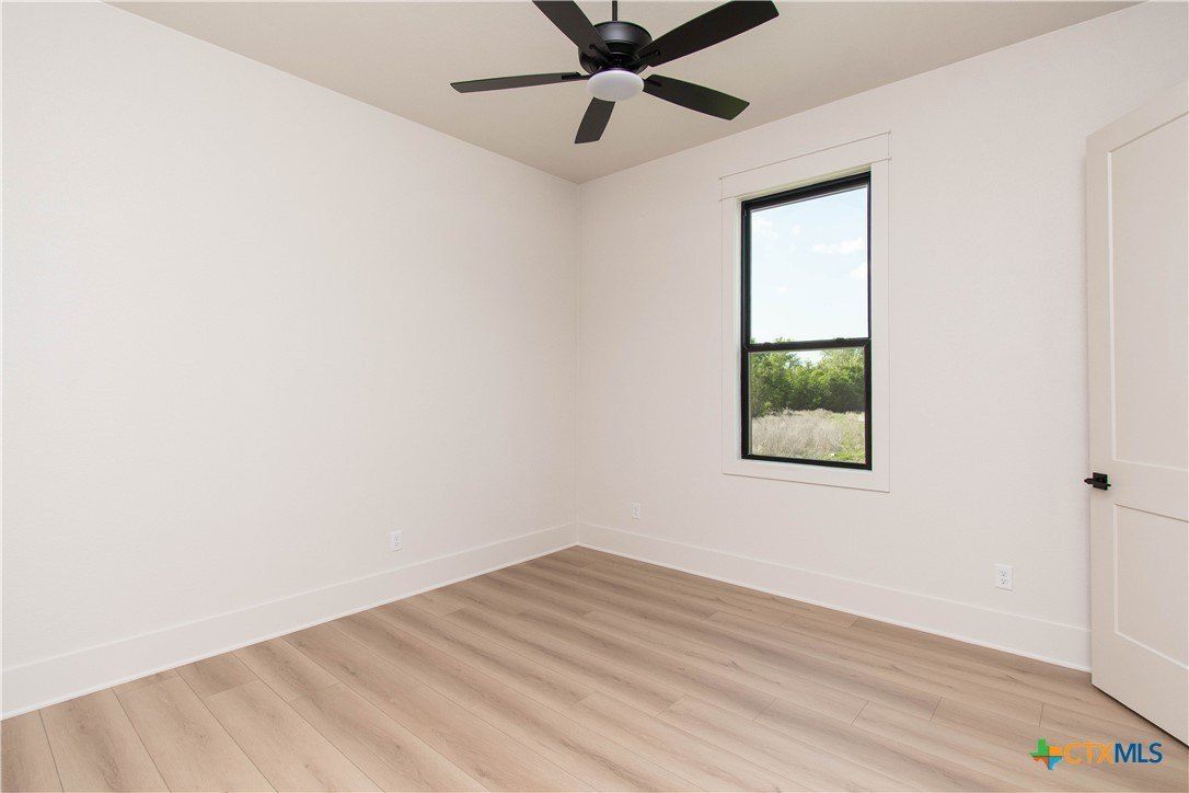 201 Bravo Vista Lane. Belton, TX 76513