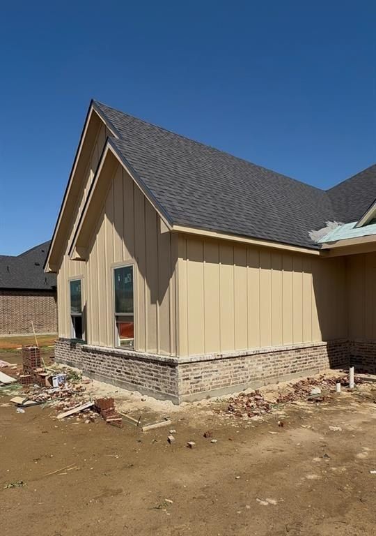 144 Chisolm Trail. Pottsboro, TX 75076