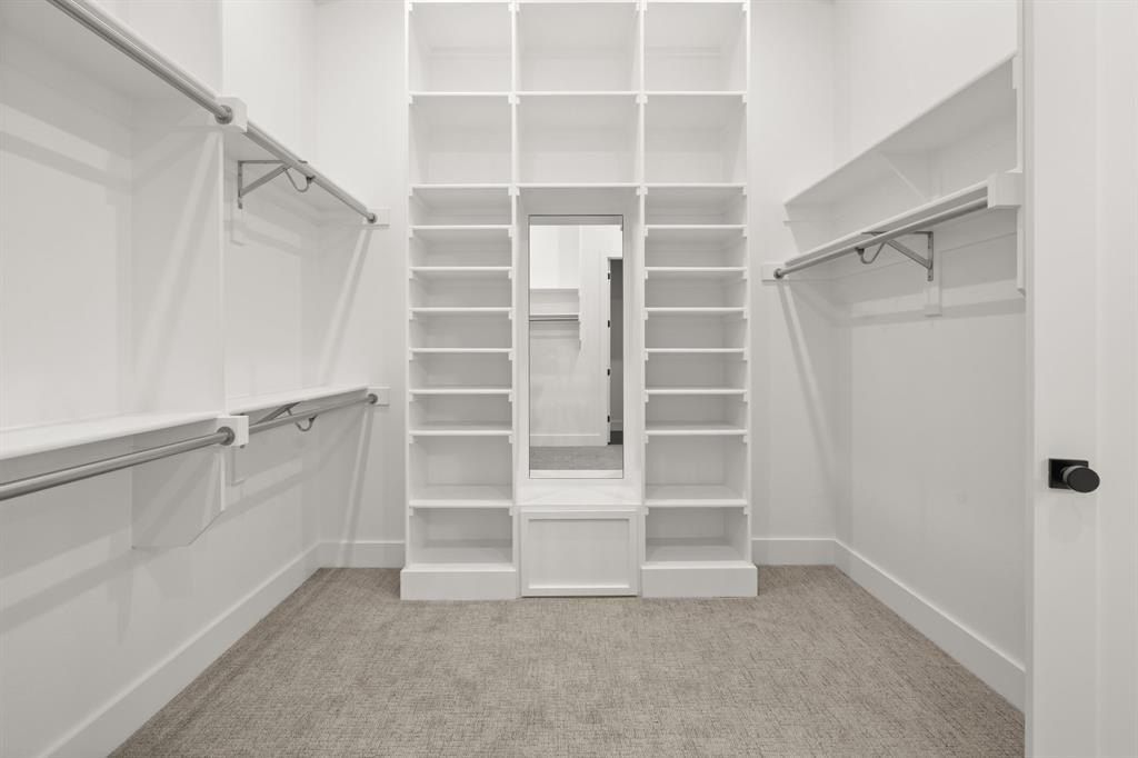 1770 Coopers Hawk Drive. Arlington, TX 76005