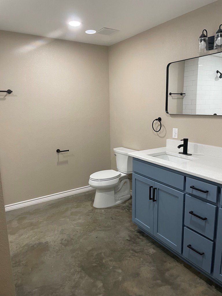 304 N Fm 225. Douglass, TX 75943