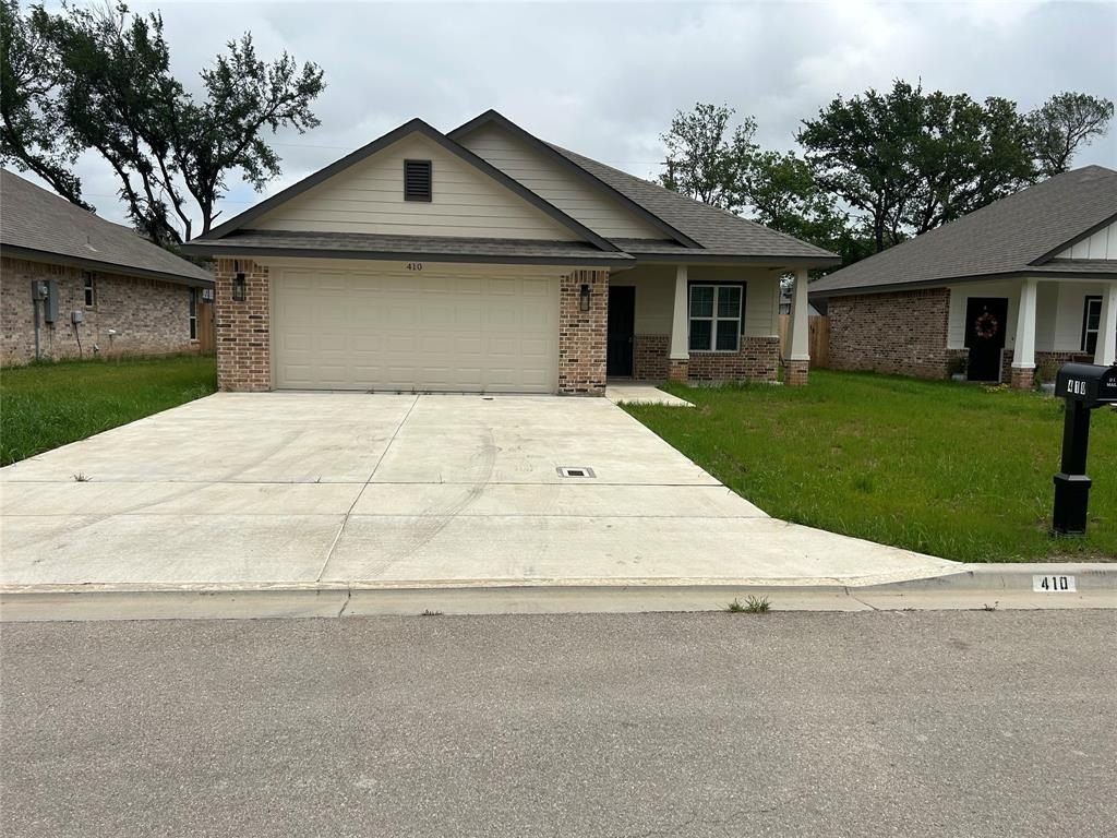 410 Conway Street. Lacy Lakeview, TX 76705