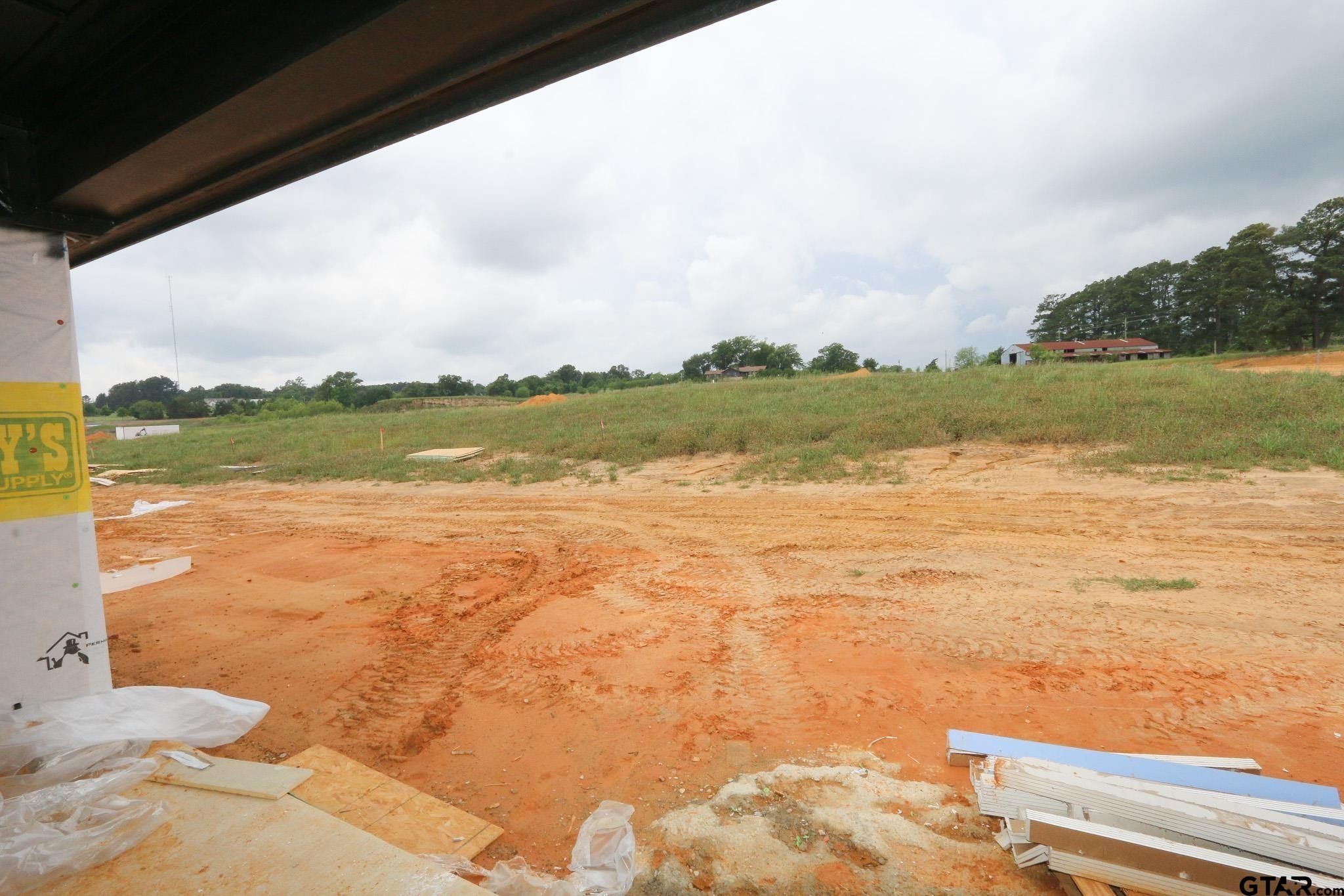 15175 Coop Lane. Tyler, TX 75703