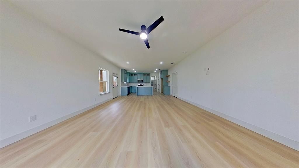 406 Indiana Street. Arlington, TX 76011