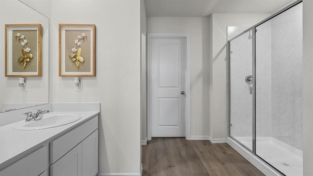 5025 Shumard Drive. Lindale, TX 75706