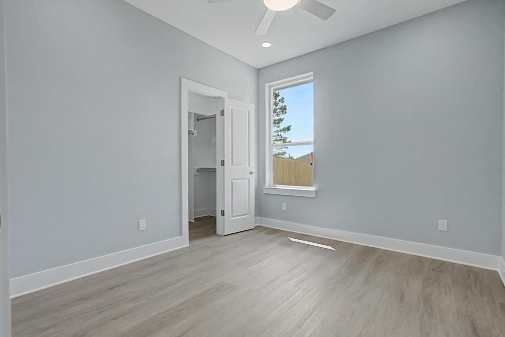 1616 Birch Lane. Kilgore, TX 75662