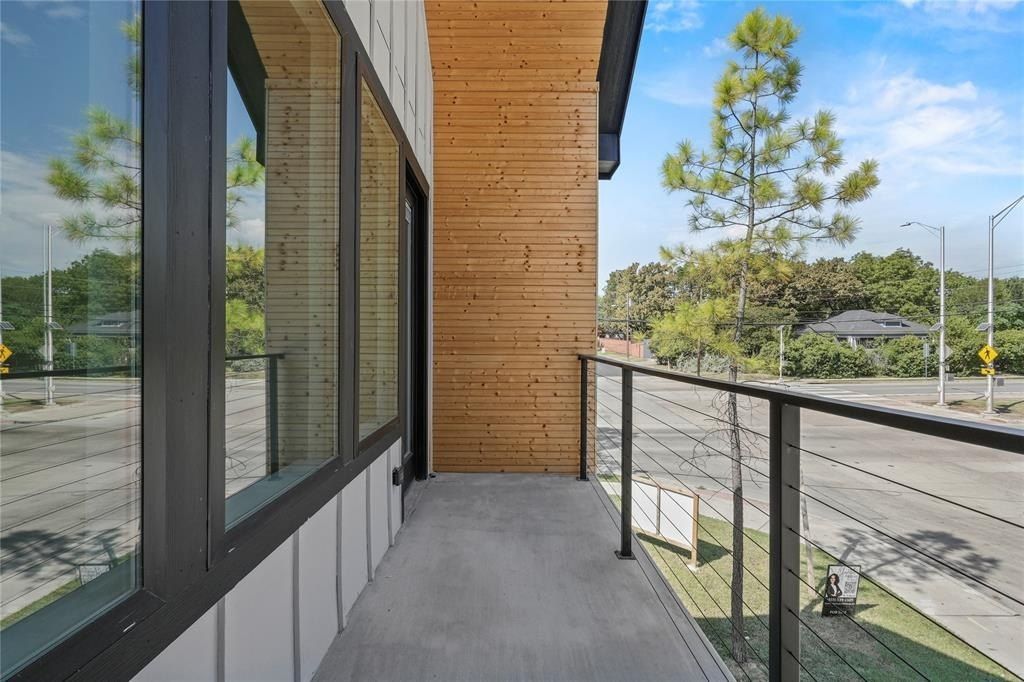 850 W Canty Street. Dallas, TX 75208