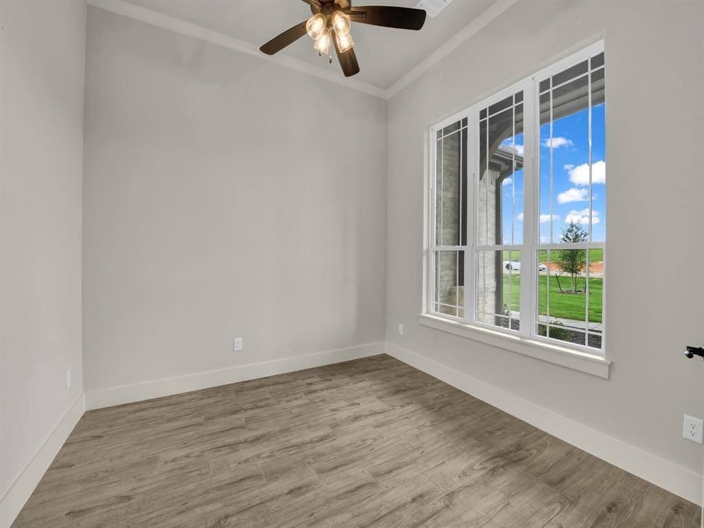 305 Wrangler Court. Weatherford, TX 76088