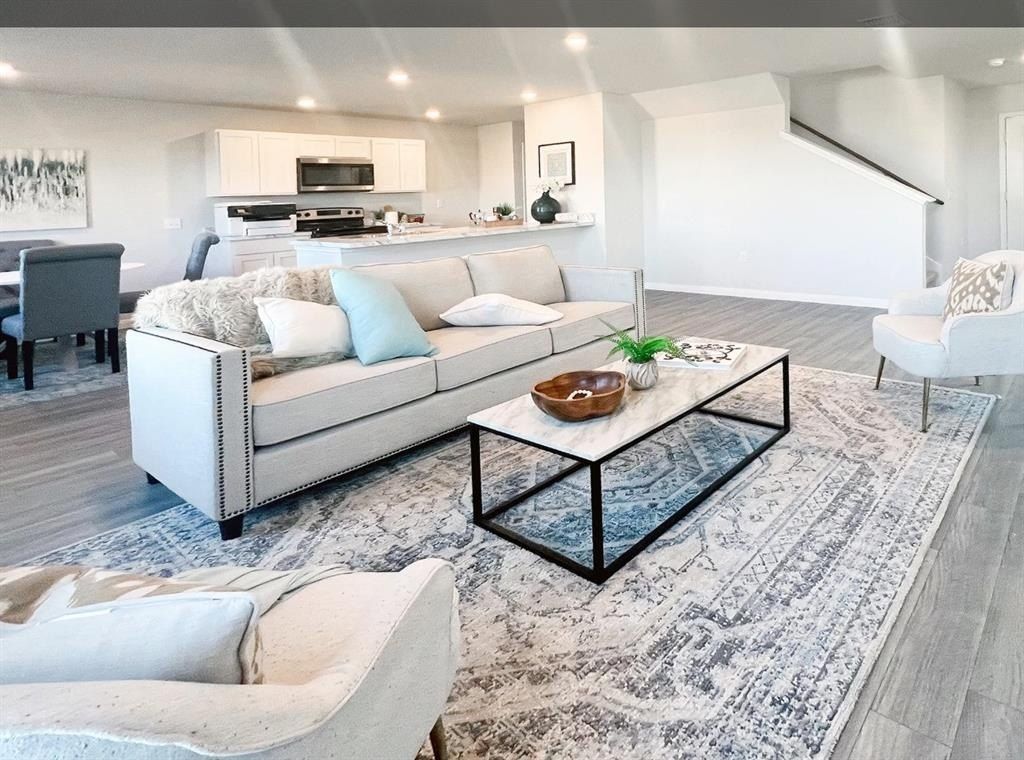 7358 Mistletoe Trail. Granbury, TX 76048