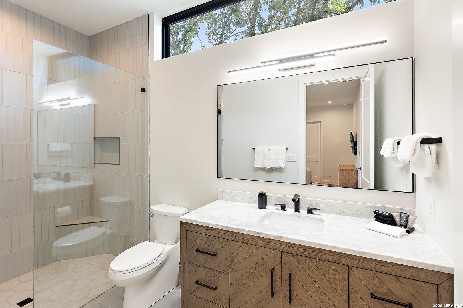 613 Lake St. Kingsland, TX 78639