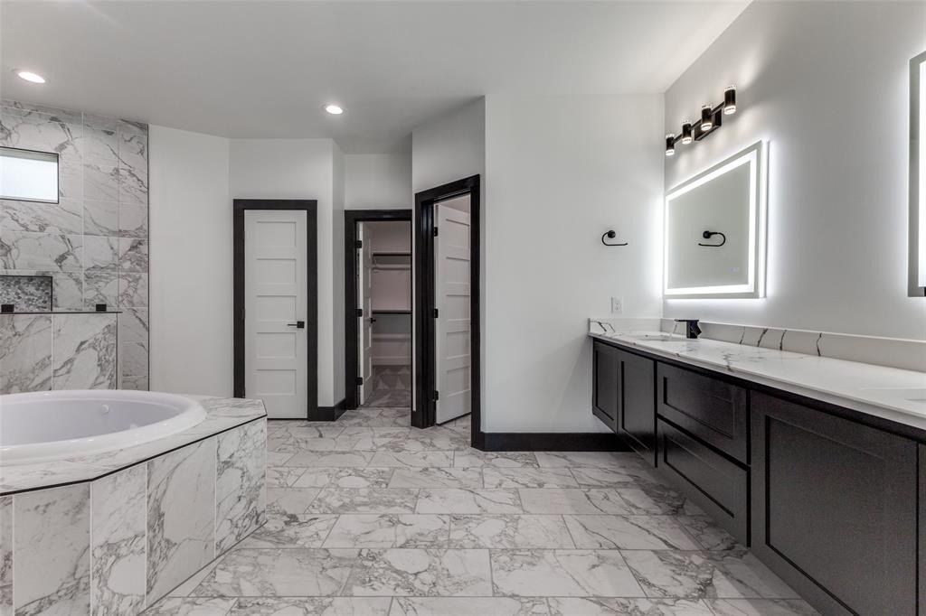 18508 Hickory Circle. Kemp, TX 75143