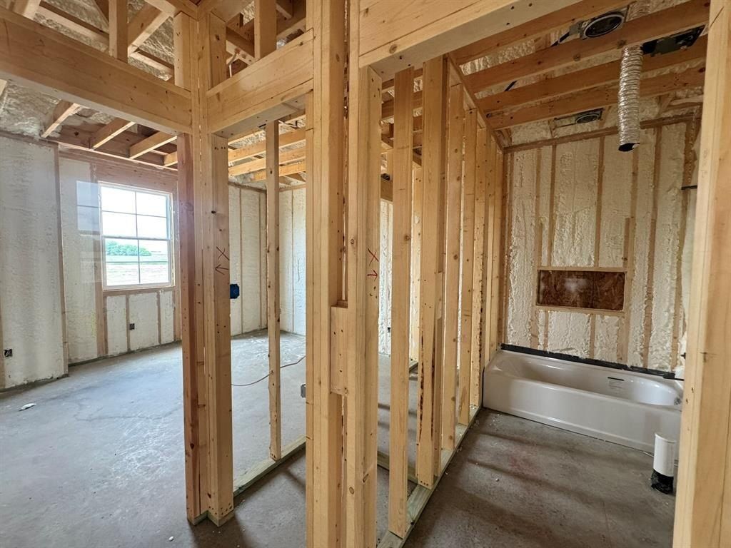 173 Willow Branch Road. McGregor, TX 76657