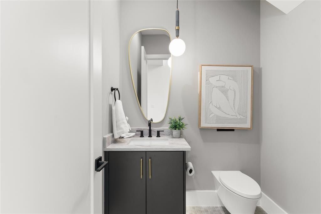 741 Edgefield Road. Fort Worth, TX 76107