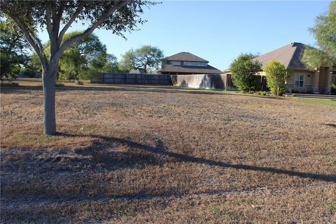 1479 Wildwood Trail Boulevard. Kingsville, TX 78363