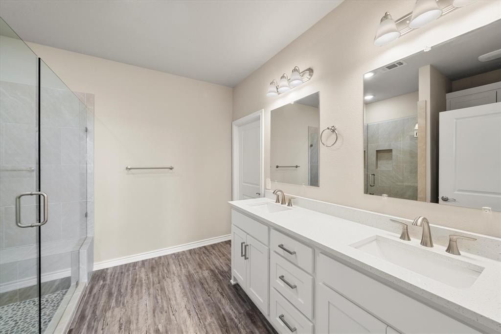 340 Preston Road. Mabank, TX 75147