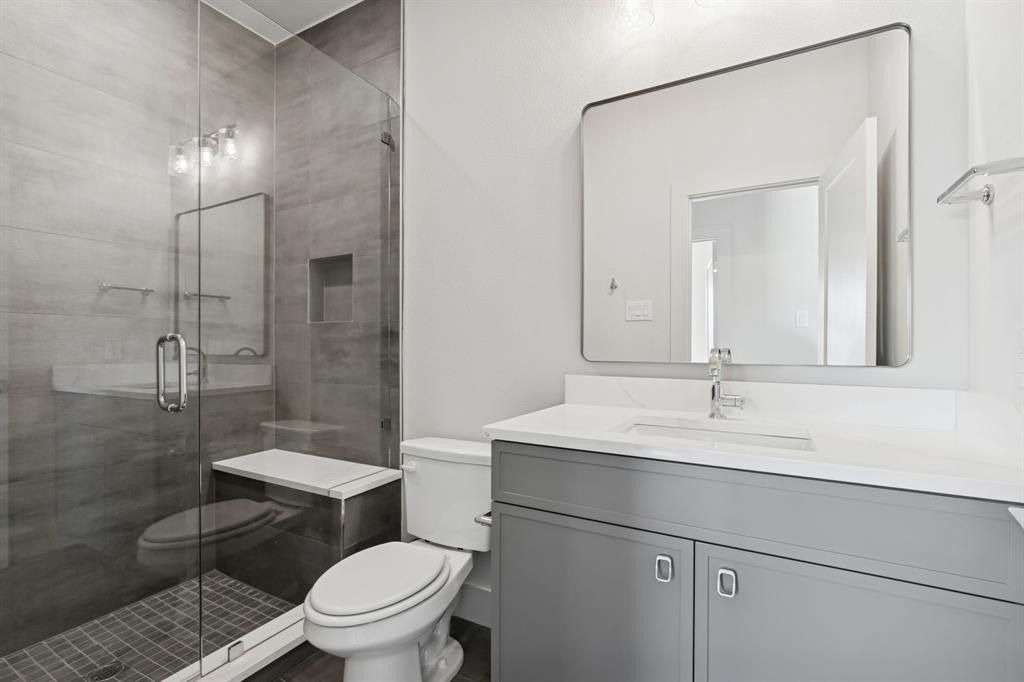 452 Waters Edge Drive. Hickory Creek, TX 75065